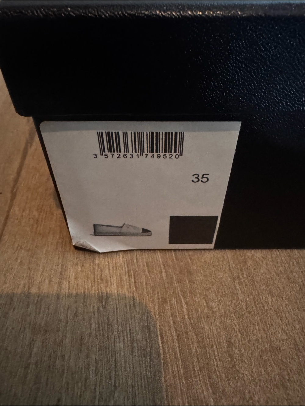 CHANEL Black Leather Espadrille with CC Logo - Picture 4 of 4